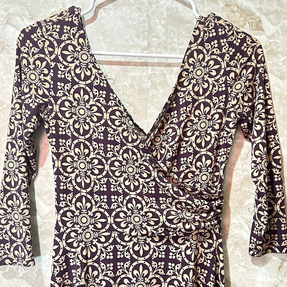 London Times Petites Purple Fleur De Lis Wrap Dress 4P Plum Damask 3/4 Sleeve